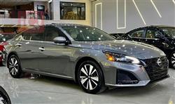 نيسان ألتيما